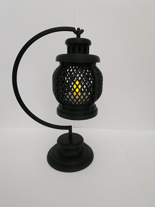 Black tea light lantern